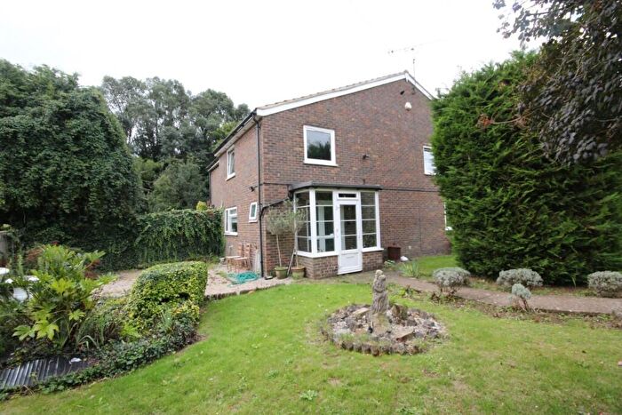 4 Bedroom Semi-Detached House For Sale In Speldhurst Court, Queens Road, Maidstone, ME16