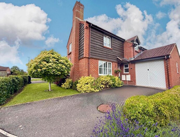 3 Bedroom Detached House For Sale In Church Ground, South Marston, Swindon, SN3
