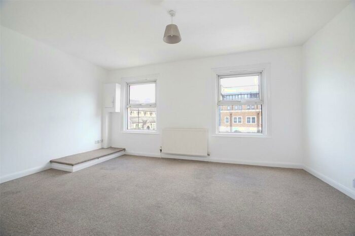3 Bedroom Apartment To Rent In Lewisham Road, High Street, SE13