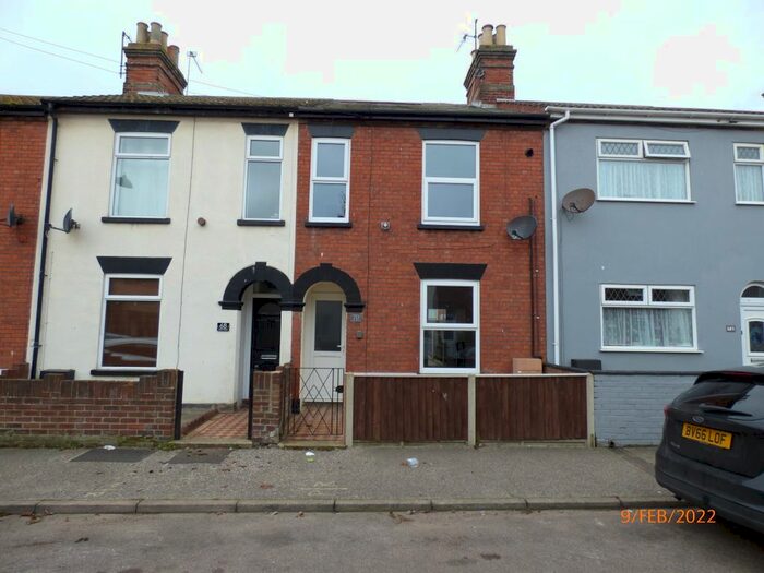 3 Bedroom Terraced House To Rent In May Road, Lowestoft NR32