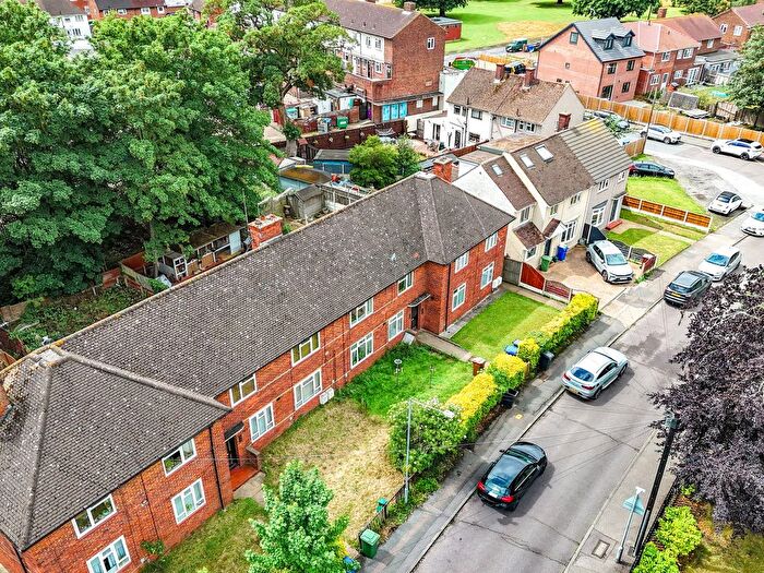 1 Bedroom Flat For Sale In Garron Lane, South Ockendon, RM15
