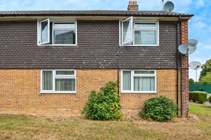 1 Bedroom Flat For Sale In Meggeson Avenue, Southampton, SO18