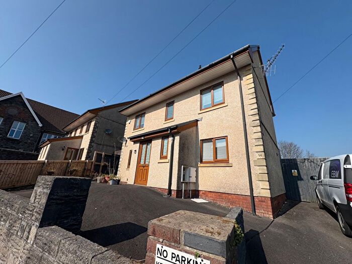 4 Bedroom Semi-Detached House To Rent In Soar Terrace, Morriston, Swansea, SA6