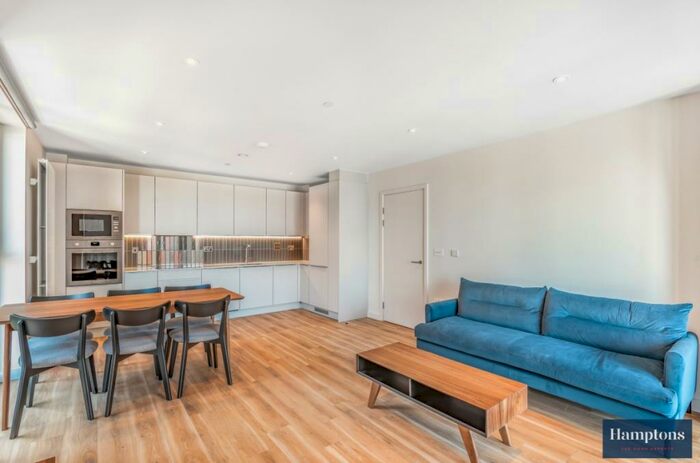 3 Bedroom Apartment To Rent In A George Street Croydon, CR0