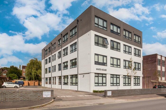 1 Bedroom Flat To Rent In Burrell Road, Haywards Heath, RH16