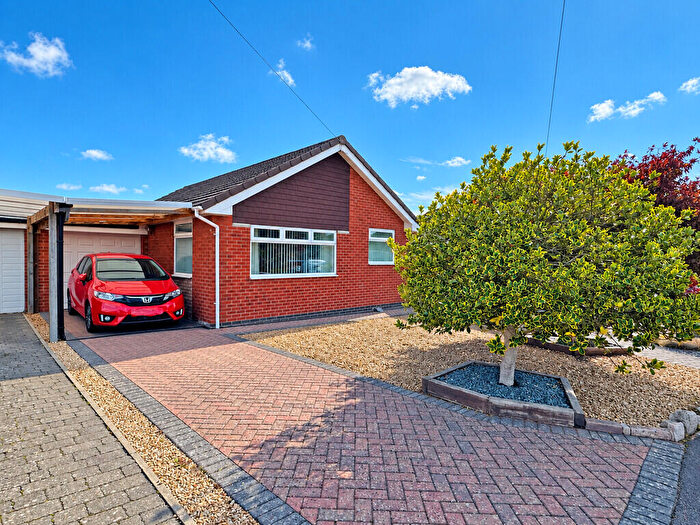 2 Bedroom Detached Bungalow For Sale In Crockwells Close, Exminster, EX6