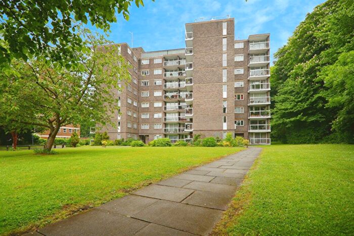 1 Bedroom Flat To Rent In London Road, Patcham, Brighton, BN1