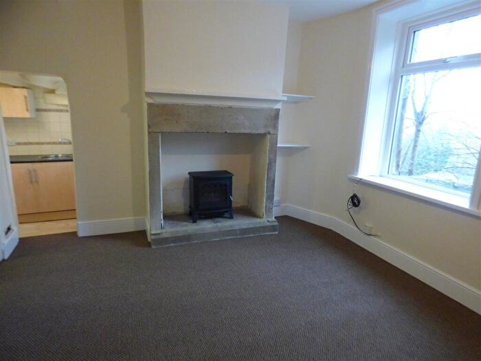 1 Bedroom Terraced House To Rent In Clifton Street, Sowerby Bridge, HX6