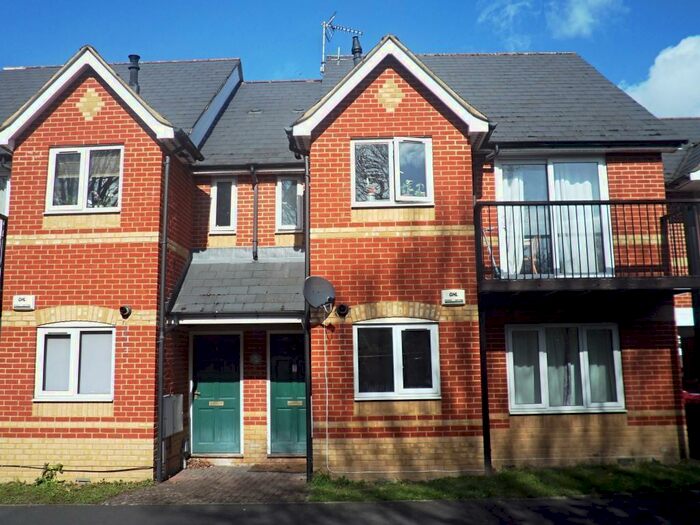2 Bedroom Flat To Rent In Elgin Gate, Goldsmid Road, Reading, RG1