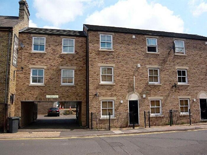 2 Bedroom Flat To Rent In Fitzwilliam Street, Central, Peterborough, PE1