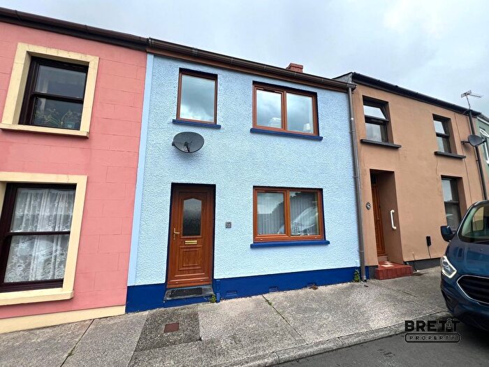2 Bedroom Terraced House To Rent In Cambrian Road, Neyland, Milford Haven, Pembrokeshire., SA73