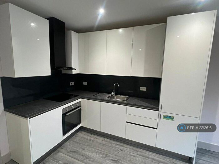 1 Bedroom Flat To Rent In Cube House, Stoke Mandeville, Aylesbury, HP22