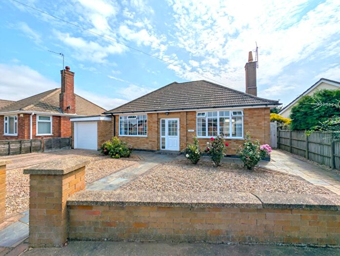 2 Bedroom Bungalow For Sale In Briar Way, Skegness, PE25