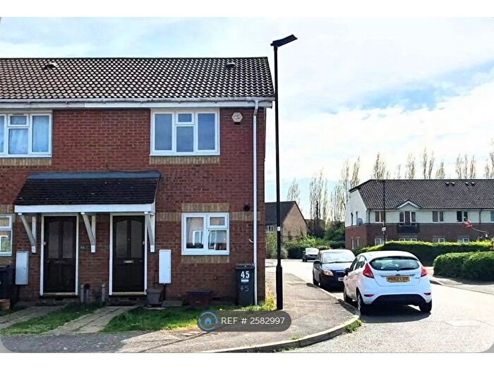 2 Bedroom End Of Terrace House To Rent In Pacific Close, Feltham, TW14