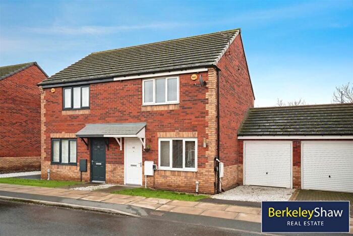 2 Bedroom Semi Detached House For Sale In St. Joans Close, Bootle, L20