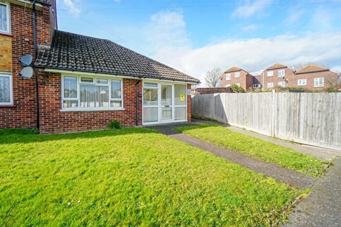1 Bedroom Bungalow To Rent In Hollington Old Lane, St. Leonards-On-Sea, TN38