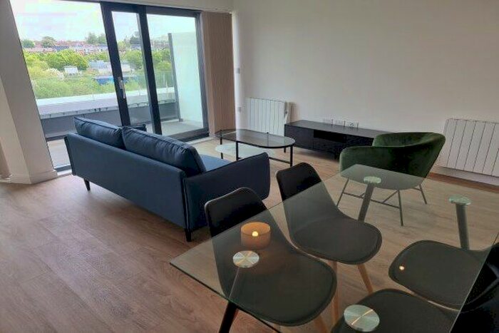 1 Bedroom Flat To Rent In Leacon Road, Ashford, TN23