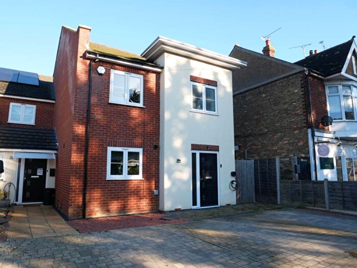 3 Bedroom Semi Detached House To Rent In Sturdee Avenue, Gillingham, Kent, ME7