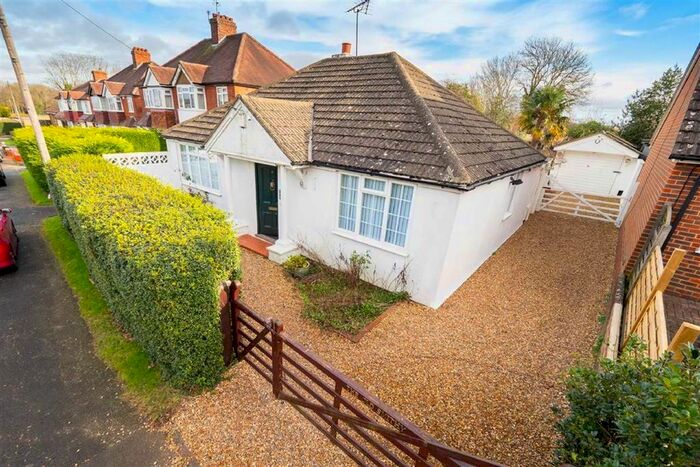 3 Bedroom Detached House To Rent In Smithy Lane, Lower Kingswood, Tadworth KT20