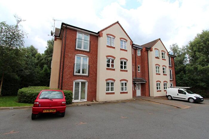 2 Bedroom Flat To Rent In Quarry Hill, Wilnecote, B77