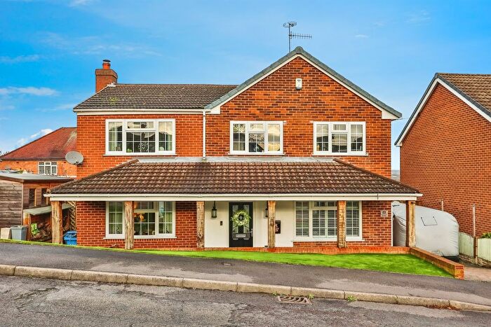 4 Bedroom Detached House For Sale In Tennyson Street, Ilkeston, DE7