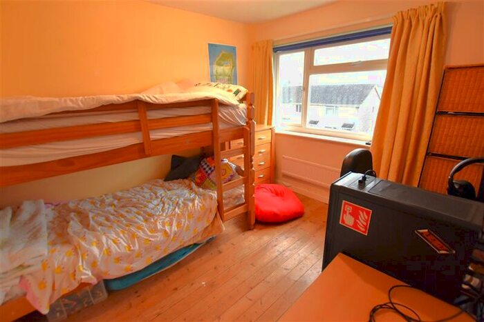 3 Bedroom End Of Terrace House For Sale In Stoneable Road, Radstock, BA3
