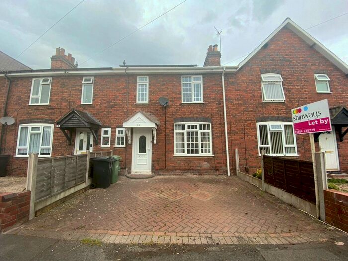 3 Bedroom Terraced House To Rent In Walker Street, Dudley, DY2