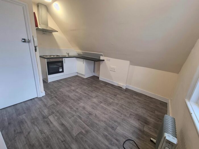 Studio To Rent In Lewisham High Street, Lewisham, SE13
