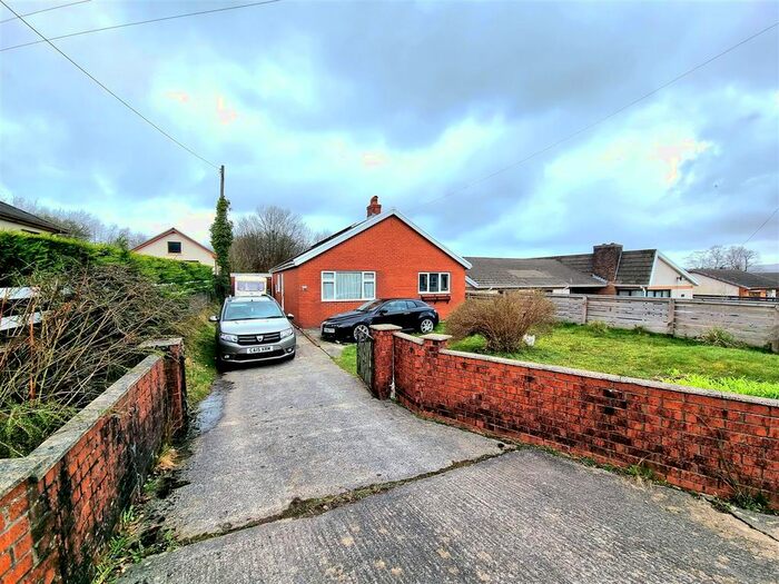 3 Bedroom Detached Bungalow For Sale In Penygroes Road, Blaenau, Ammanford, SA18