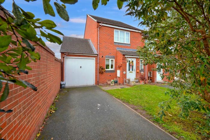 3 Bedroom Semi-Detached House For Sale In Redlands, Trench Lock, TF1