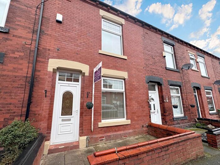 3 Bedroom Terraced House To Rent In Mellalieu Street, Royton, OL2