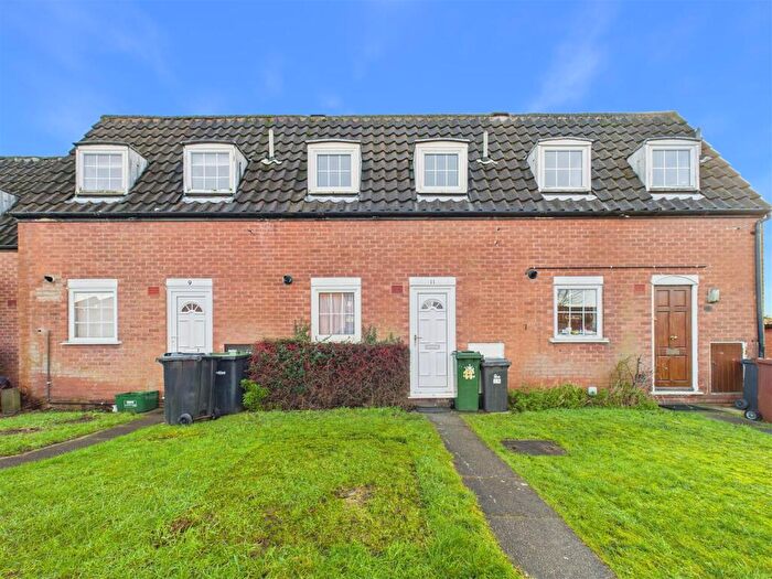 2 Bedroom Terraced House To Rent In Honingham Close, Arnold, Nottingham, NG5