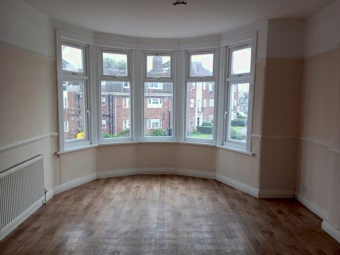 4 Bedroom End Of Terrace House To Rent In Goodmayes Lane, Goodmayes, Ilford, Ig11