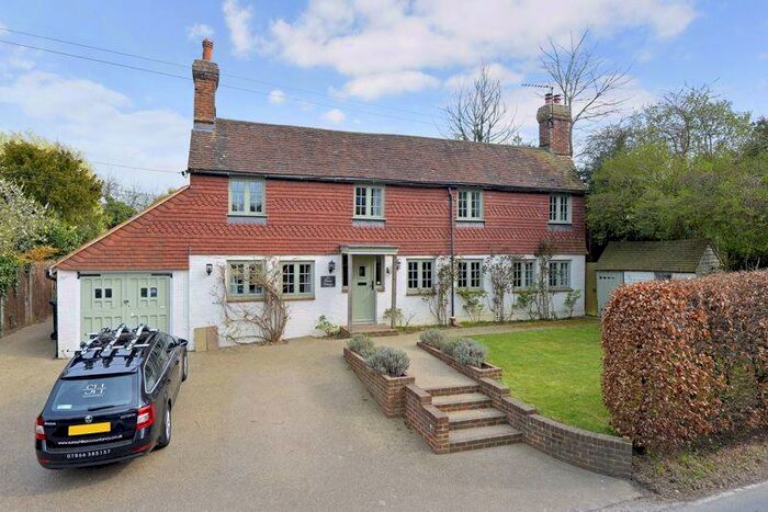4 Bedroom Detached House For Sale In Okewood Hill, Dorking, RH5