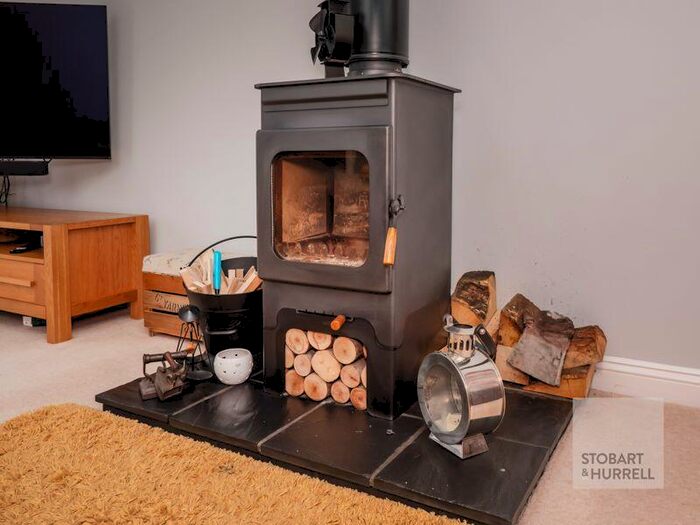 4 Bedroom Detached House For Sale In Lonsdale Road, Rackheath, Norfolk, NR13