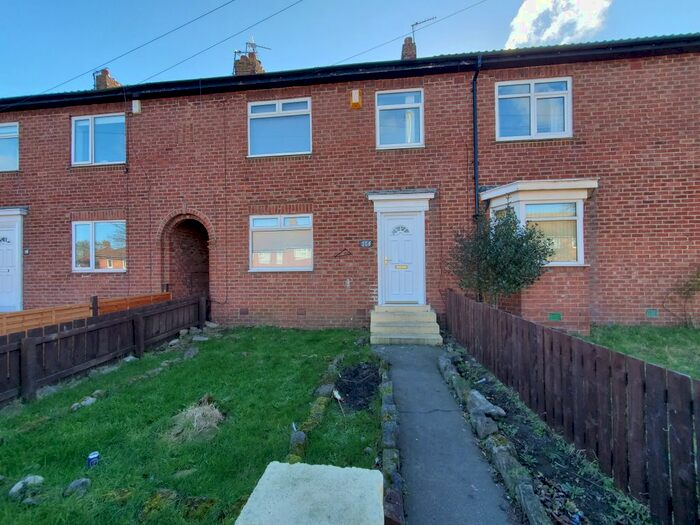 3 Bedroom Semi-Detached House To Rent In Quarry Lane, South Shields, NE34