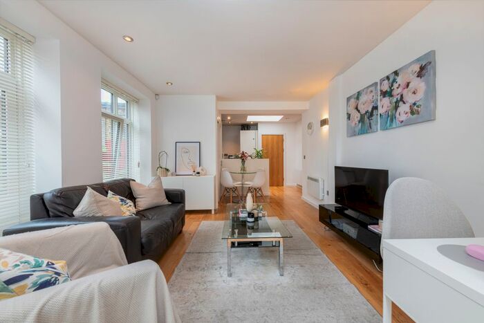 1 Bedroom Flat To Rent In Retreat Apartments, Furmage Street, London, SW18