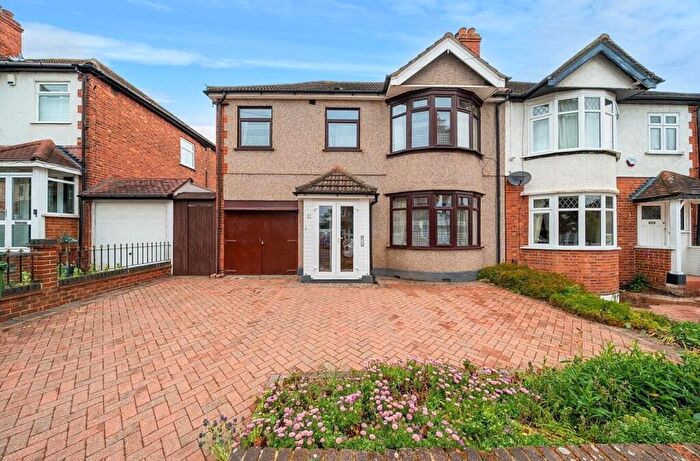 4 Bedroom Semi-Detached House For Sale In Montbelle Road, London, SE9