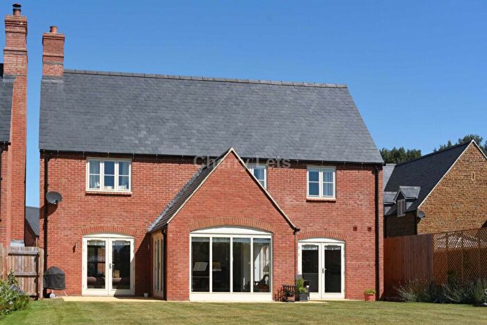 5 Bedroom Detached House To Rent In Buckingham Close, Kings Sutton, OX17