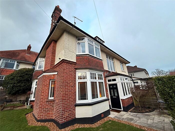 3 Bedroom Flat For Sale In Parkside Road, Poole, Dorset, BH14