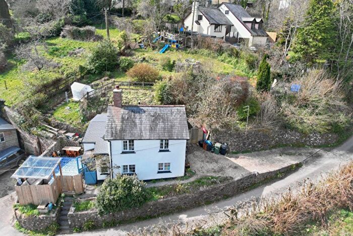 2 Bedroom Detached House For Sale In Linnell Cottage, Hollocombe, EX18