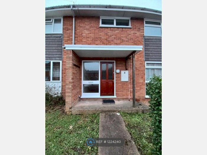 3 Bedroom Terraced House To Rent In Willow Street, Worcester WR1