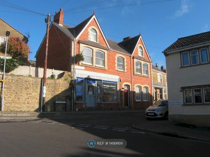 2 Bedroom Flat To Rent In Bristol House, Ilminster, TA19