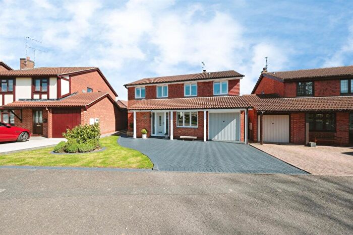 4 Bedroom Detached House For Sale In Oaklands Way, Melbourne, Derby, DE73