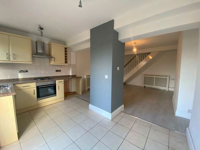 2 Bedroom House To Rent In Gadshill Road, Bristol, BS5