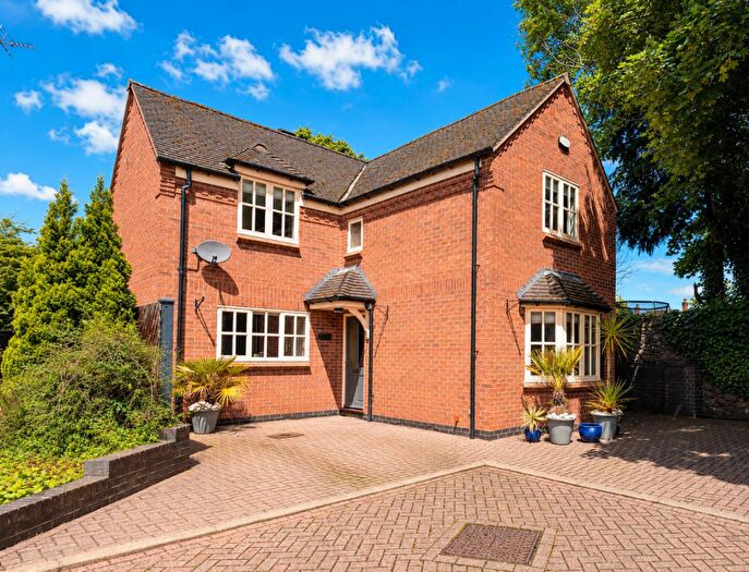 3 Bedroom Detached House For Sale In Paddock Close, Rothley, Leicester, LE7