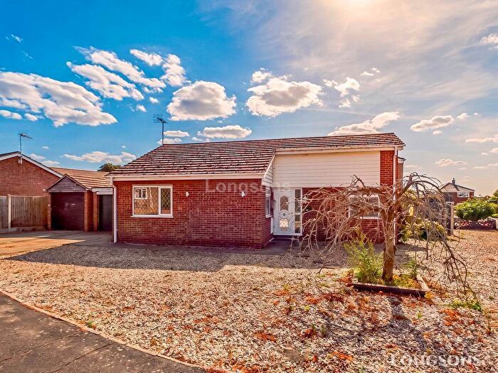 3 Bedroom Detached Bungalow For Sale In Old Vicarage Park, Narborough, PE32