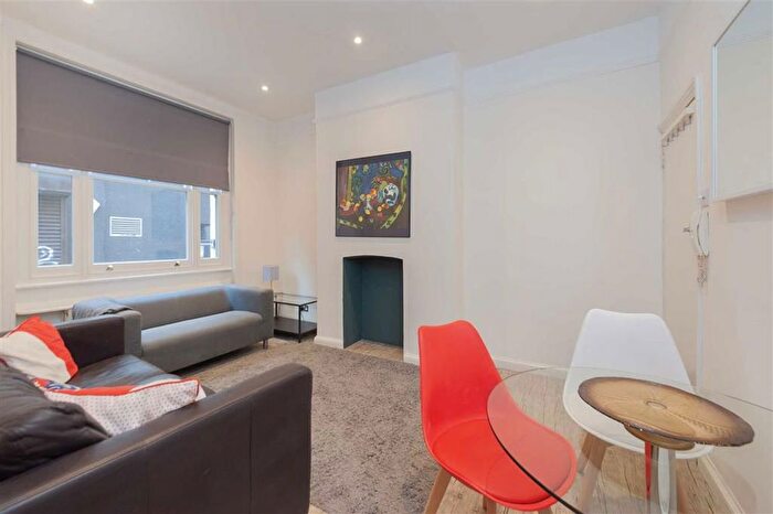 3 Bedroom Flat To Rent In Hanway Place, London, W1T