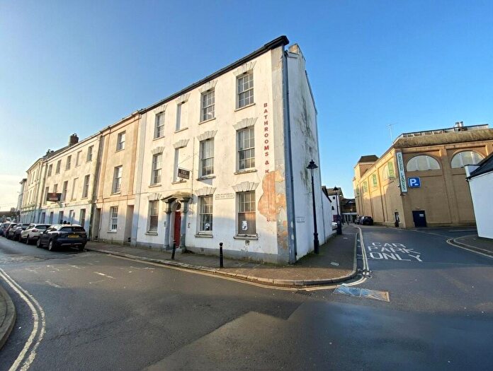 7 Bedroom End Of Terrace House For Sale In Boutport Street, Barnstaple, Devon, EX31