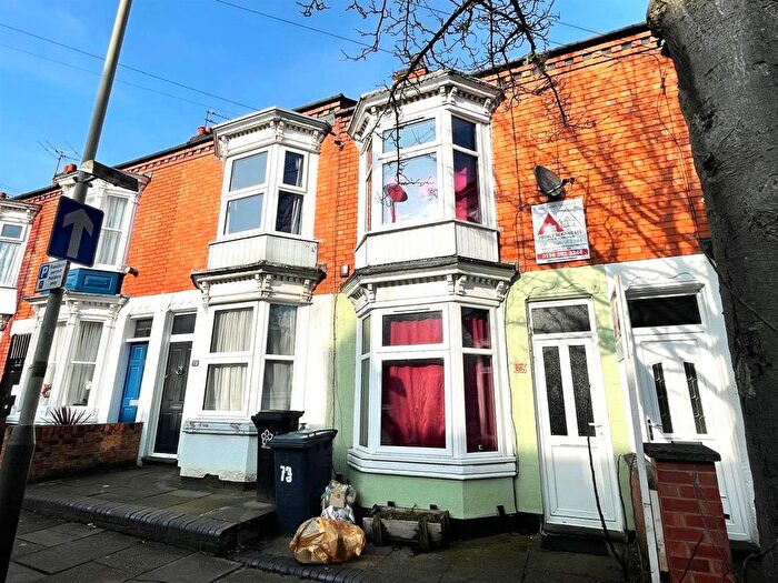 3 Bedroom Detached House To Rent In Cambridge Street, Leicester, LE3